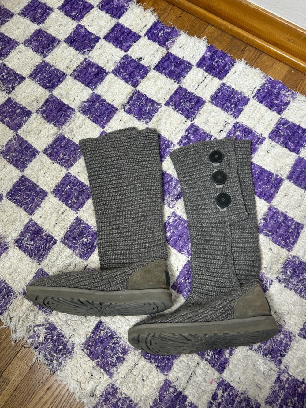 Ugg Clasic Cardy Knit Boots - Picture 2 of 4